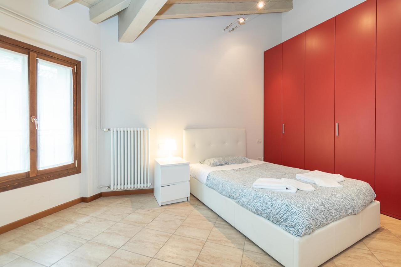 Trilocale Rua Sovera 85 - F&L Aparment Бреша Екстериор снимка