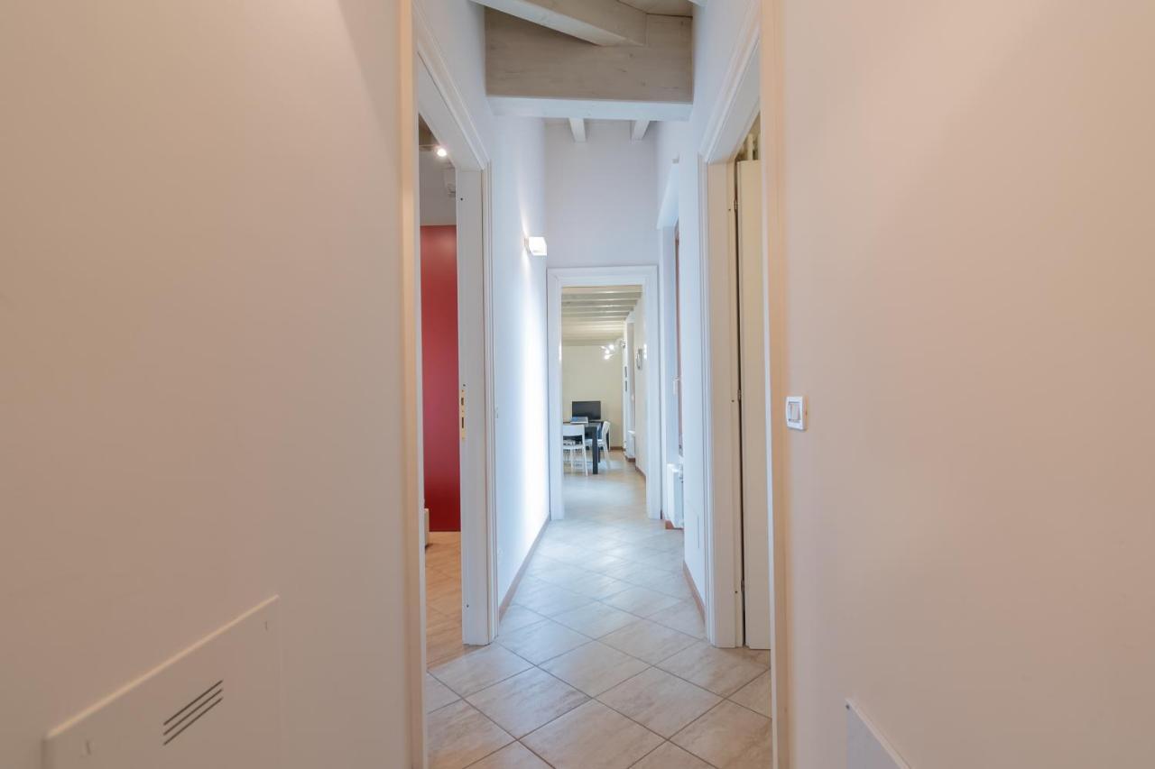 Trilocale Rua Sovera 85 - F&L Aparment Бреша Екстериор снимка