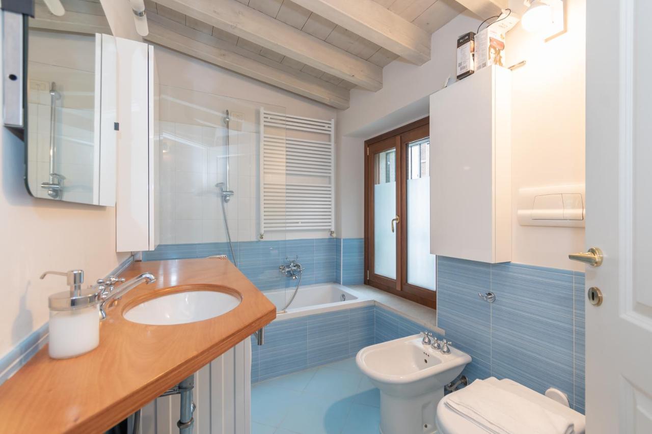 Trilocale Rua Sovera 85 - F&L Aparment Бреша Екстериор снимка